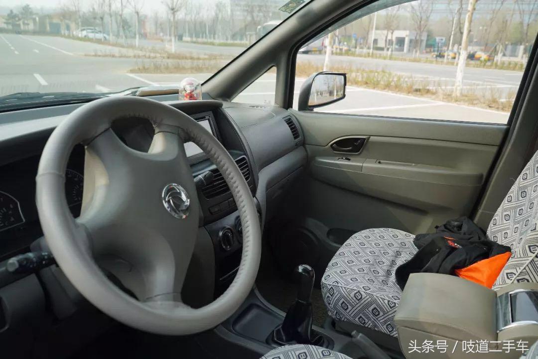 五菱宏光3万元的车,五菱宏光三万块钱左右的车型