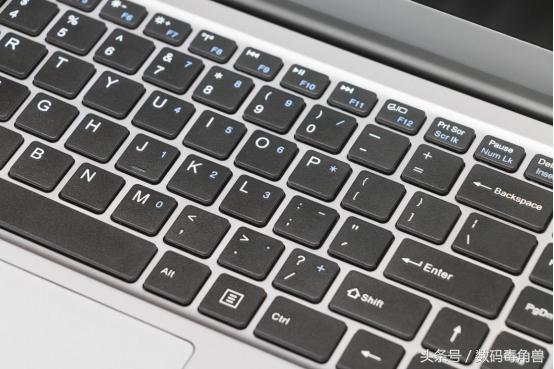 清华同华K1毒家评测，新一代办公新宠