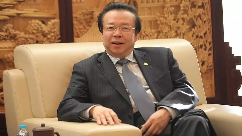 赖小民落马，华融系紧急撤退“影子公司”中国港桥