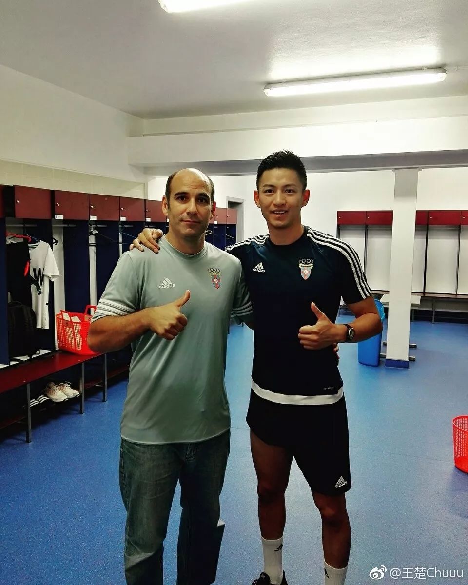 王楚还能踢球么,王楚现在还踢球吗