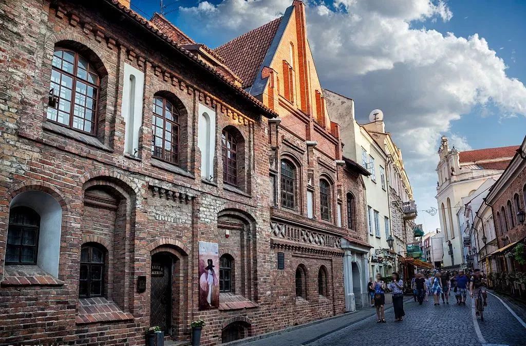 走近被低估的欧洲中心立陶宛这里不止美女琥珀和篮球