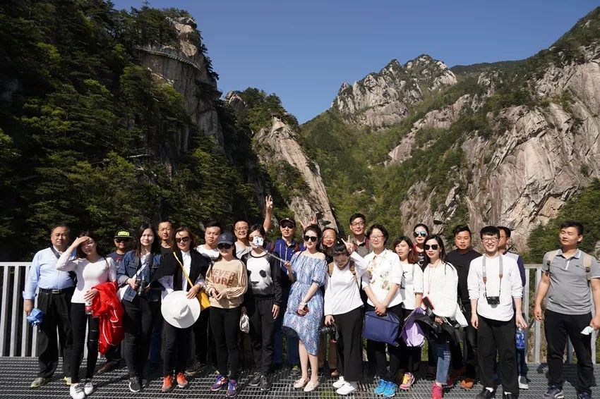 黄冈旅游一日游 (武汉黄冈景区有哪些景点)