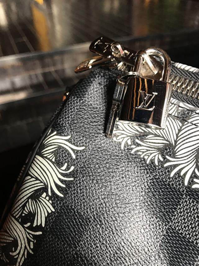 lv不会淘汰的男包,lv低调男包