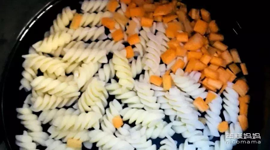 大米配什么蔬菜营养好吃,米饭配什么菜既有营养又好吃