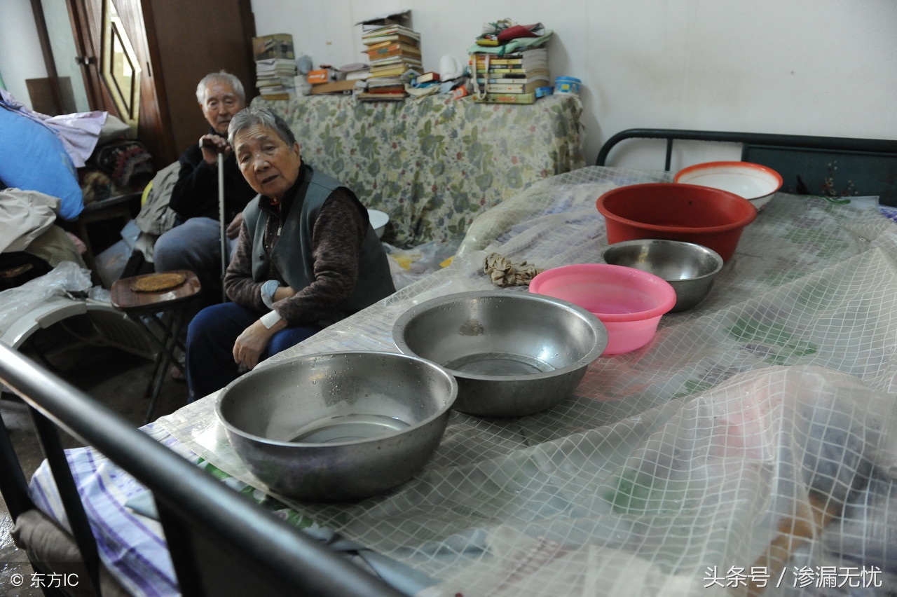 老房子楼上漏水怎么解决,老房子铁管漏水怎么解决