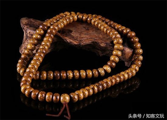 星月菩提真假难分辨，利用树脂伪造星月菩提，以假乱真获取暴利！