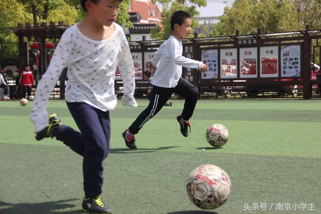 小足球众愿望——一起来围观我们的足球社团吧