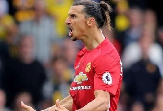 被足球圈口诛笔伐！你们凭什么这样对鹿晗？！