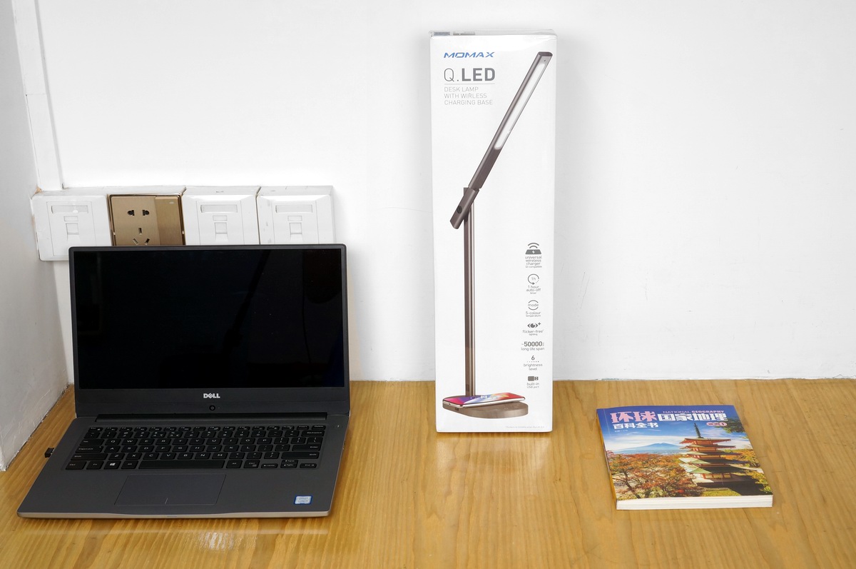 摩米士无线充电台灯,摩米士momax10000