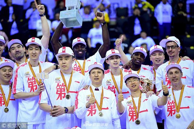 辽宁庆功宴郭士强,郭士强辽宁吃饭