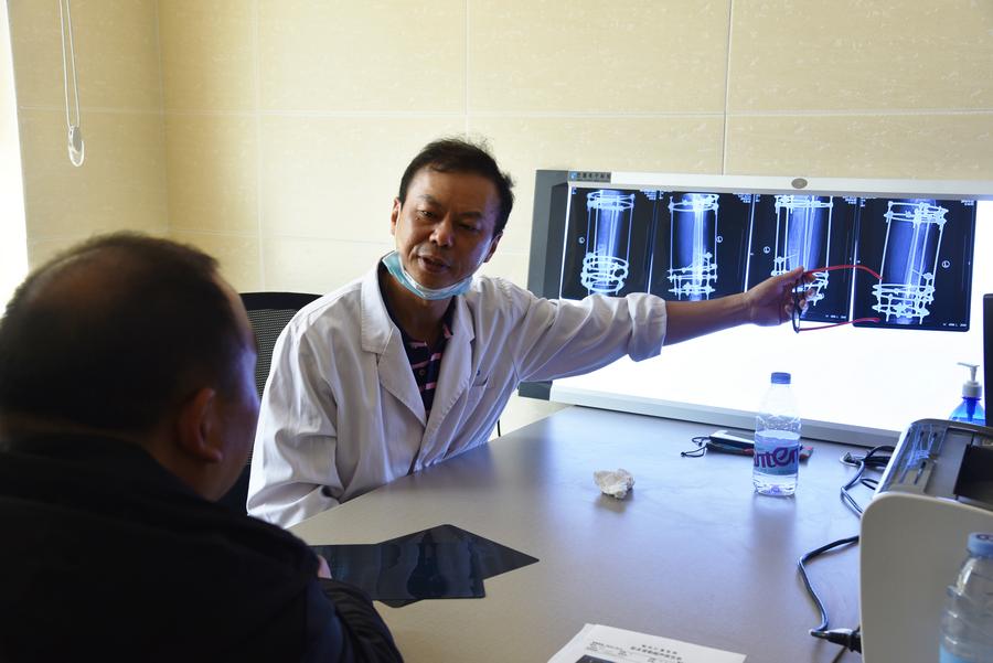 缺损的小腿，腿骨长出了10厘米——骨科专家带您走进Ilizarov技术