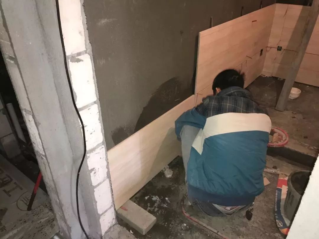 刚铺好的砖发现空鼓,刚铺的地板砖空鼓怎么处理