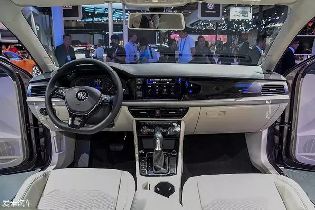 2018北京车展新车快评大众新朗逸,新款朗逸实车测评