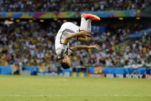 青春不过几届世界杯出处,球迷感叹青春不过几届世界杯