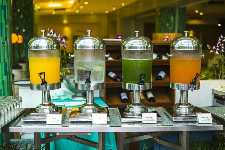 三亚哪家酒店的海滩烧烤好,三亚酒店推荐蜜月旅行