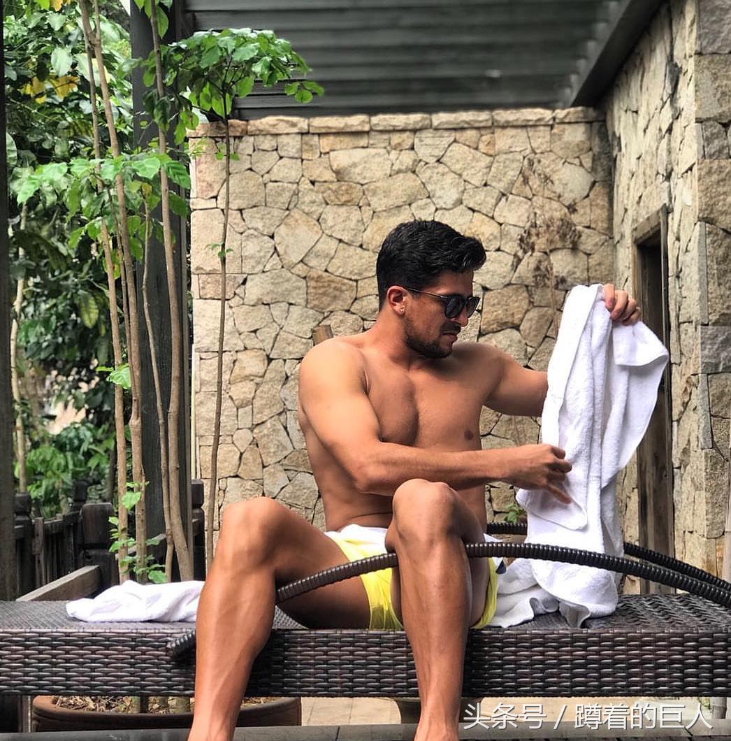 佩莱与瓦尔加亮相山东鲁能,瓦尔加堪称鲁能最佳外援