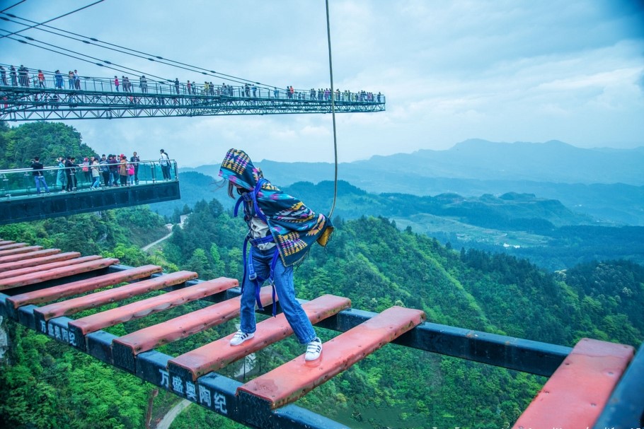 假如生活没精神怎么办，你需要来重庆奥陶纪受点冲击