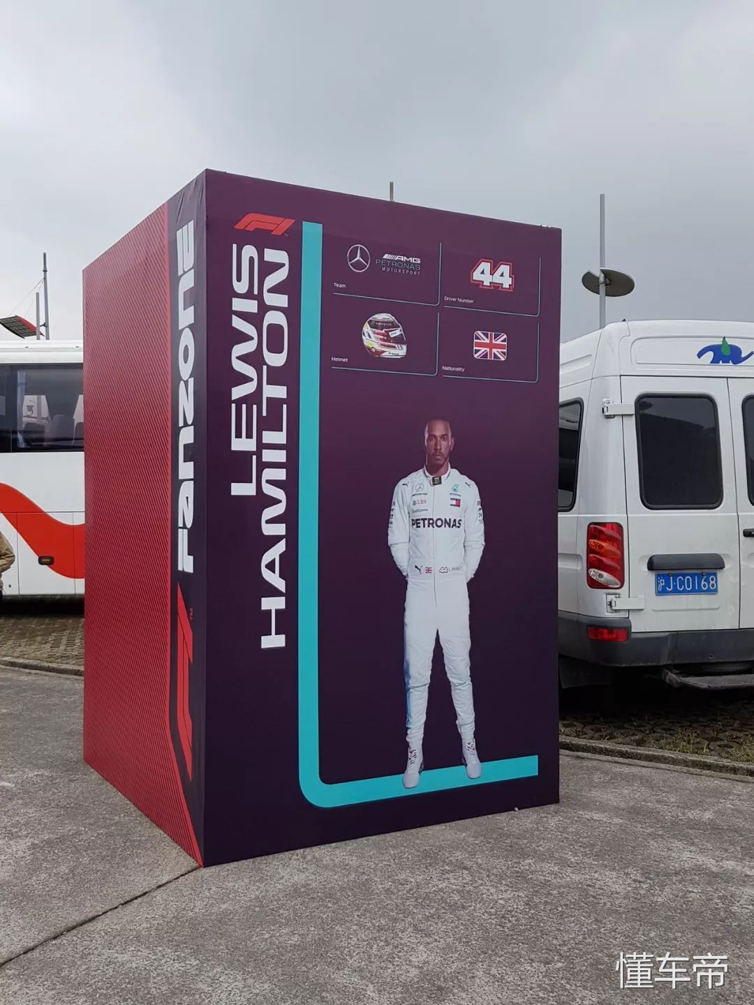 速度与激情第一次飙车视频,速度与激情美国f1大奖赛