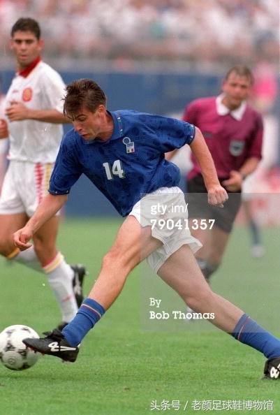 1970年世界杯足球鞋,2006世界杯猎鹰足球鞋