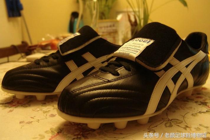 1994世界杯足球鞋回顾视频,2010世界杯足球鞋款式