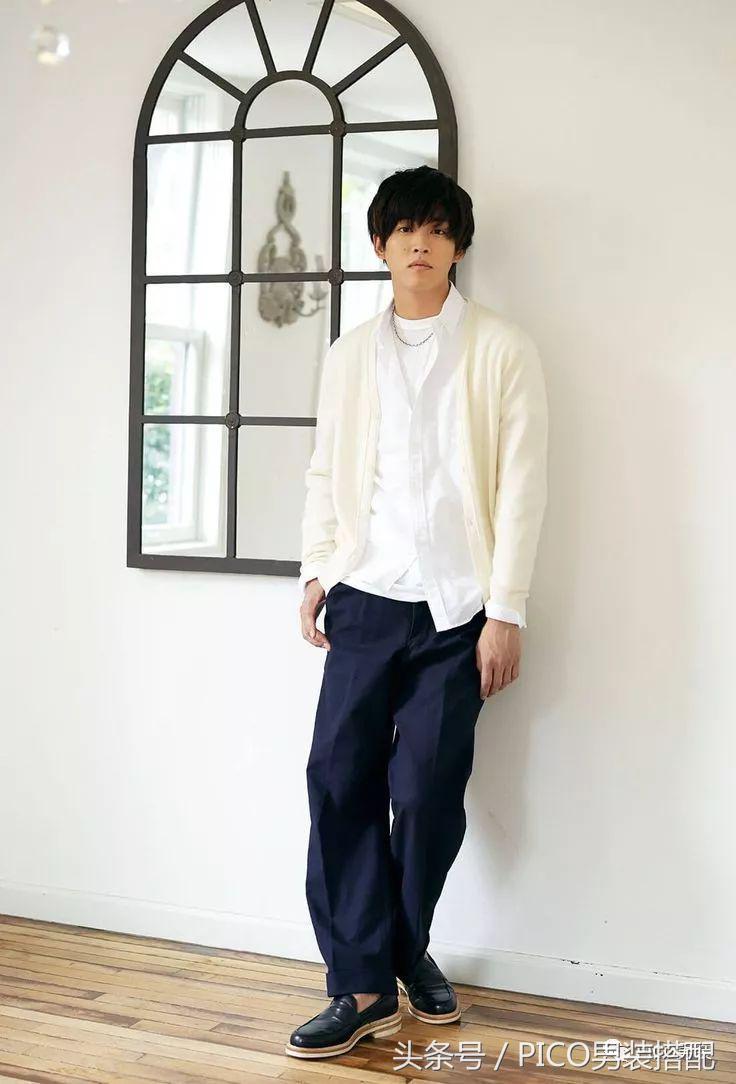 男生穿搭春休闲潮流风,告别油腻干练清爽男穿搭