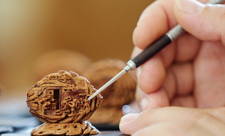 核雕村卖的核雕靠谱吗,核雕的核在哪里能买到