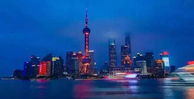 胡志明机场免税店必买的化妆品,机场免税店有什么东西值得买