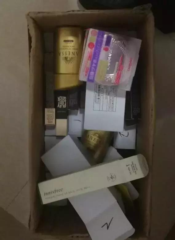 200多批假化妆品被叫停,曝光假化妆品