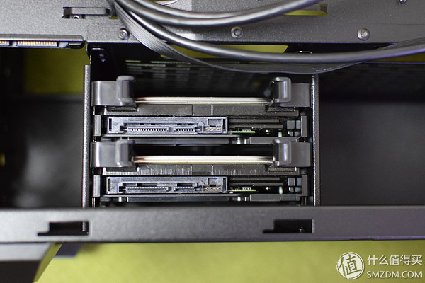 酷冷至尊毁灭者第一代机箱,酷冷至尊毁灭者三代rgb