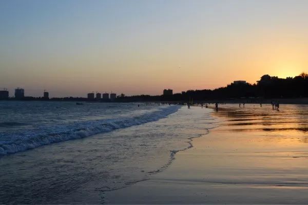 离厦门200公里的城市,离厦门十来分钟的小城