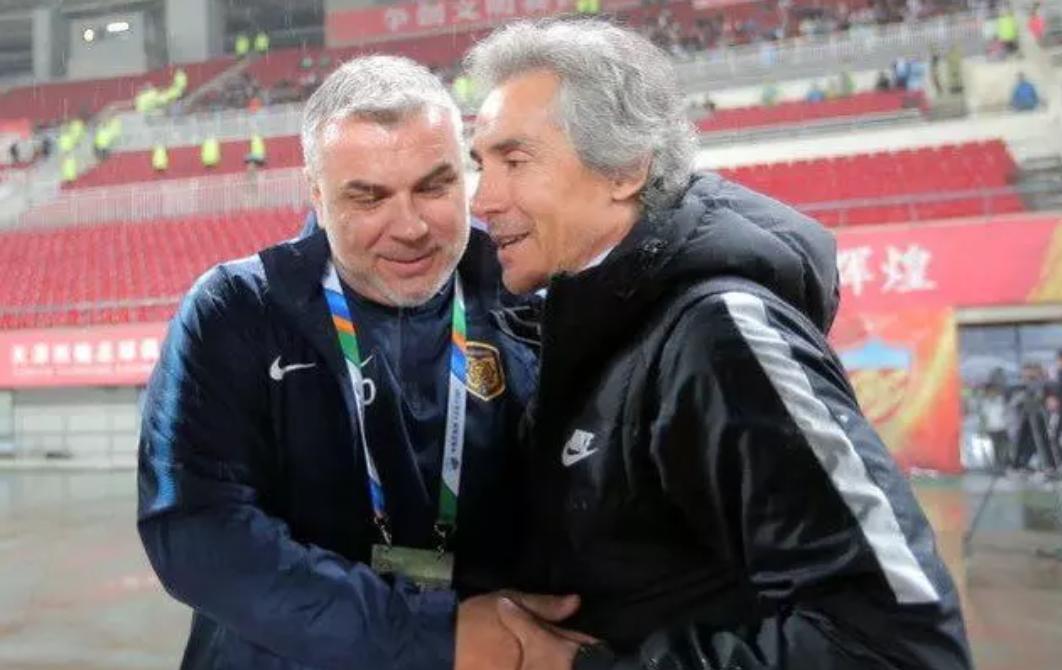 榄旈涓诲満鏉冨仴,鏉冨仴榄旈涓诲満