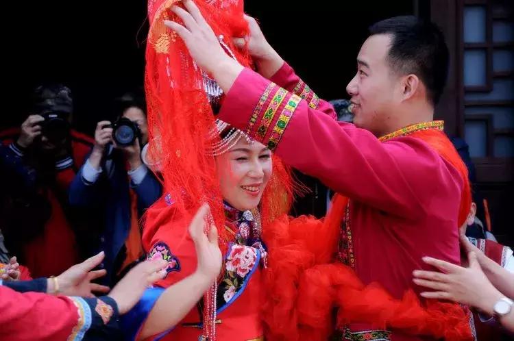 鐣叉棌椋庢儏鎽勫奖,杩愭渤鐣旂殑缇庢櫙