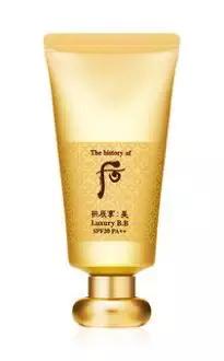 戚薇的双眼皮是埋线还是割的,戚薇割的双眼皮什么形状