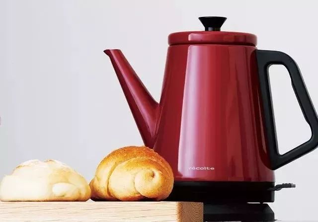 日本可以烧水的热水壶,很方便实用的一款热水壶