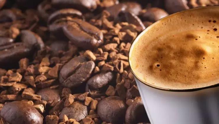 什么样的人会每天一杯咖啡,什么样的人会点外卖