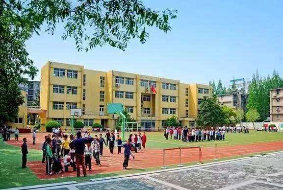 瑞金北村小学对比瑞金新村小学,瑞金北村小学是省重点小学吗
