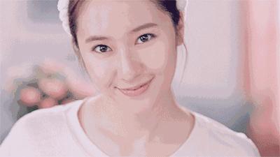 脸上遇到灰尘就痒长痘用什么药,脸上干燥起皮屑瘙痒