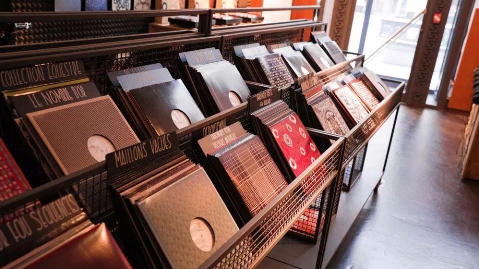 毕加索×YSL爱马仕做跨界歌王是奢侈品接地气还是地气变奢侈了？