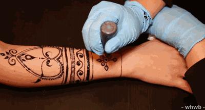 「健康」他在巴厘岛尝鲜特色服务，现在可能一辈子消不掉……悔恨啊！