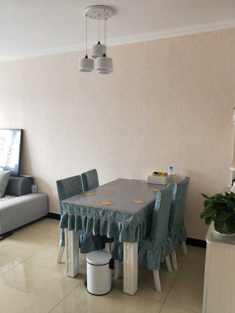 沙发过长挡着卧室门了怎么办,沙发对着卧室门怎么装修