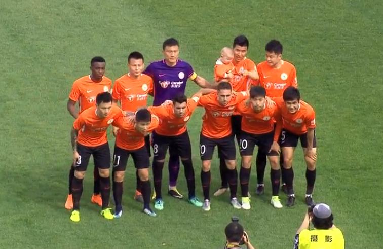 鲁媒“热脸贴到冷屁股”？鲁能旧将为未谢场致歉，双方大写尴尬！