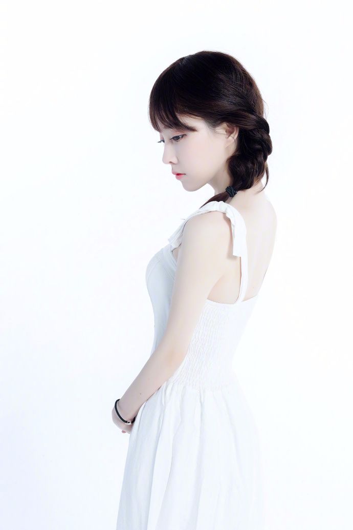 冯提莫美照,斗鱼一姐冯提莫照片