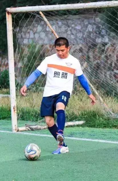 大连青春足球俱乐部,大连青春足球