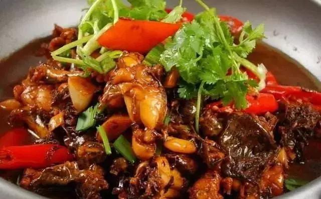 菏泽大厨拿手菜现炒自然鲜,大厨一人一天一道拿手菜