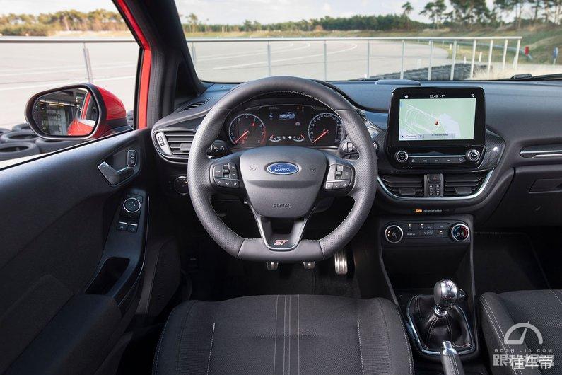 小钢炮福特新嘉年华,福特嘉年华st试驾