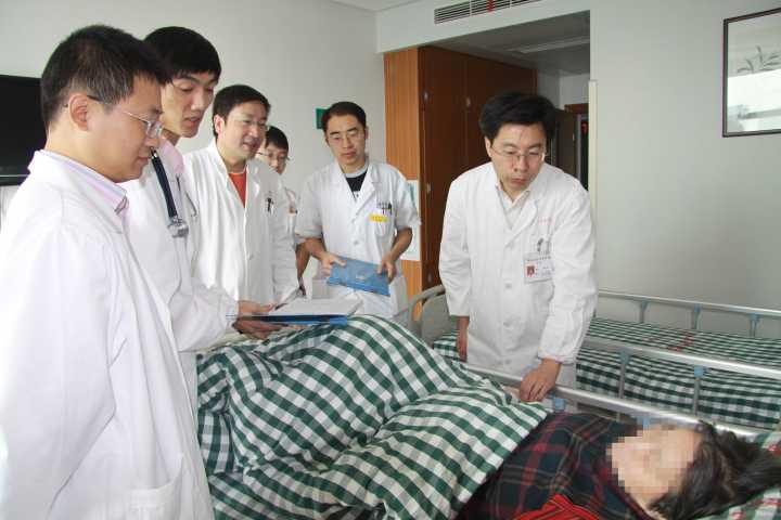 孕期得了红斑狼疮症状,红斑狼疮在胎儿期能查出来吗