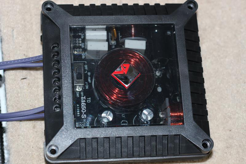 丰田陆巡音响改装30万,丰田陆地巡洋舰音响效果怎么样