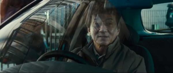 成龙电影里的女儿们,感受着浓浓的父爱,却有一个很蹊跷的共同点