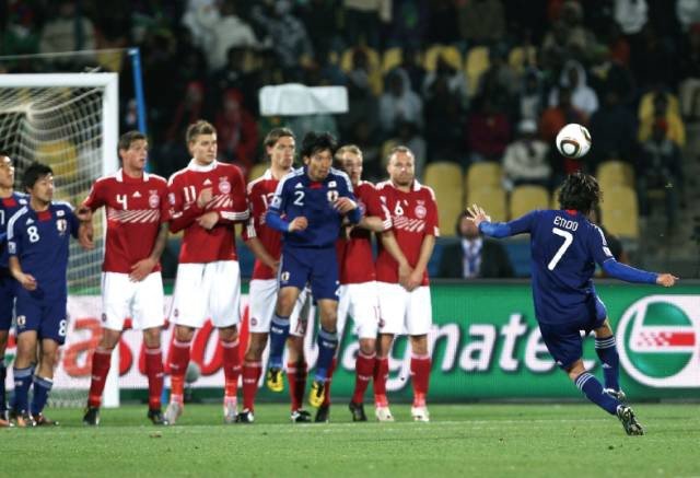 浦和红钻vs鹿岛鹿角任意球,逆天任意球鹿岛鹿角