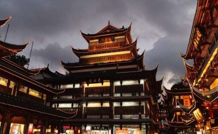 越来越多的人热衷于国内旅游,去三亚旅游有哪些好吃的美食